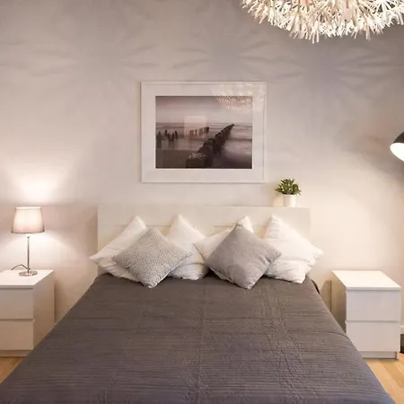 Pulse Lu With Parking, & Pier 600m Apartment *